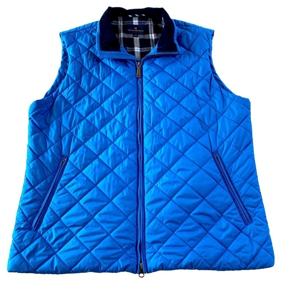Brooks Brothers Thermore Mens Lightweight Diamond Quilted Full Zip Vest.